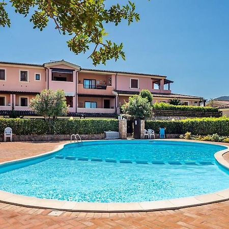 House In Residence With Swimming Pool 2 Km From The Sea Murta Maria Buitenkant foto